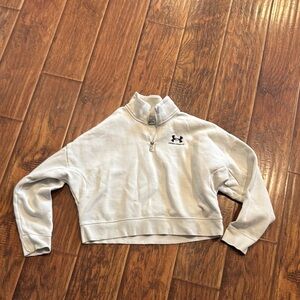 Under Armour Women's Gray Quarter-Zip Top